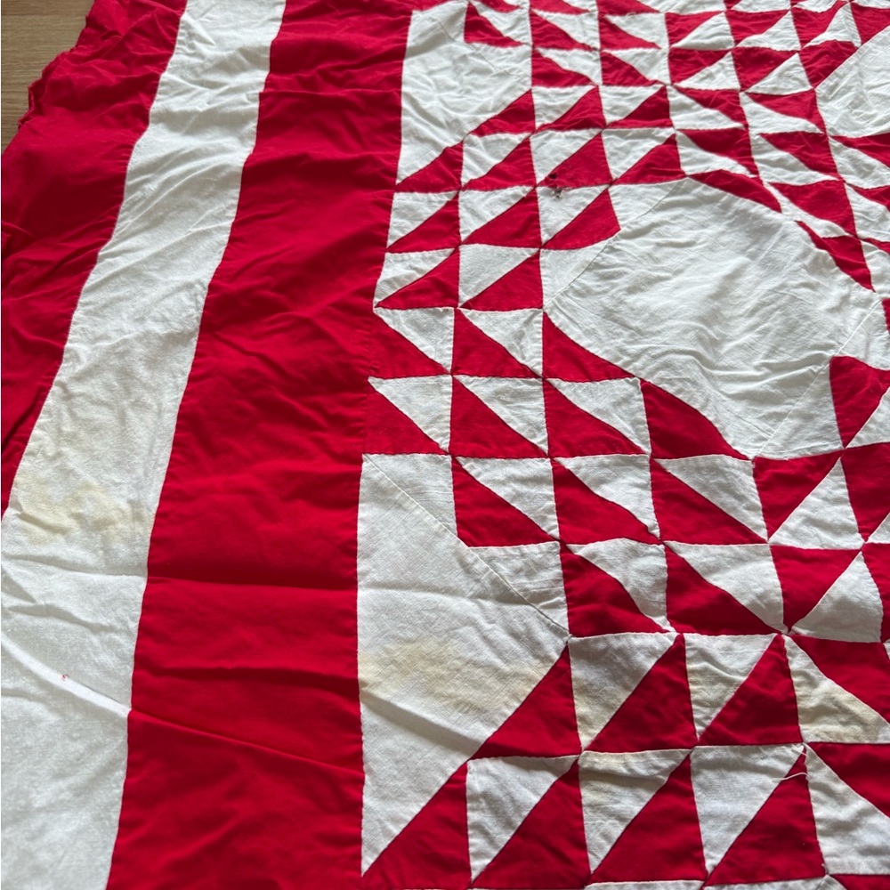 Antique 1930s Red And White Ocean Waves Quilt Top - Picture 4 of 14